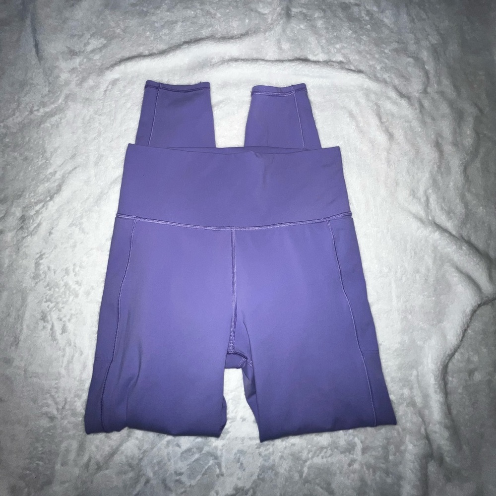 Vuori studio pocket leggings size Medium